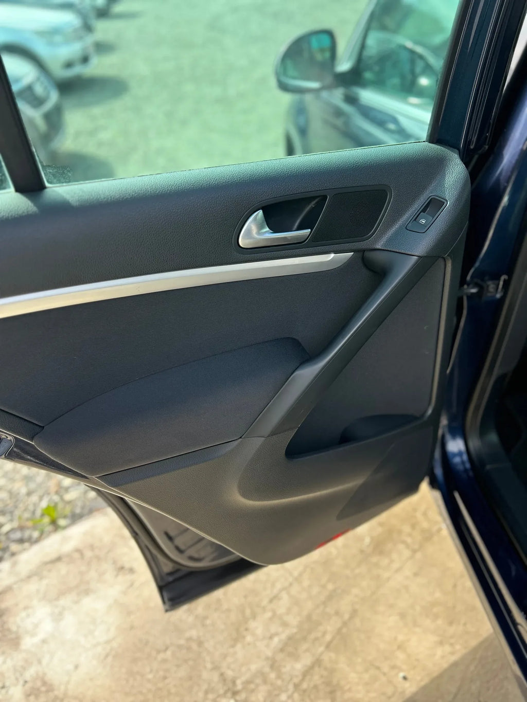 Volkswagen Tiguan 2014 | 2.0 Diesel | Manuală | RATE FIXE | Livrare GRATUITĂ | 12 Luni GARANȚIE