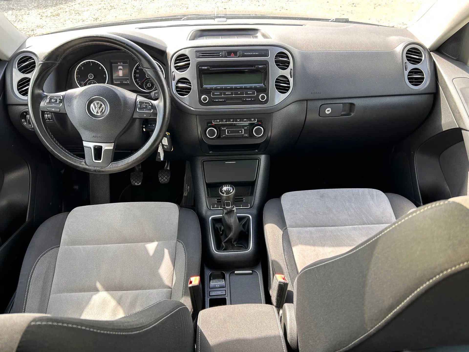 Volkswagen Tiguan 2014 | 2.0 Diesel | Manuală | RATE FIXE | Livrare GRATUITĂ | 12 Luni GARANȚIE