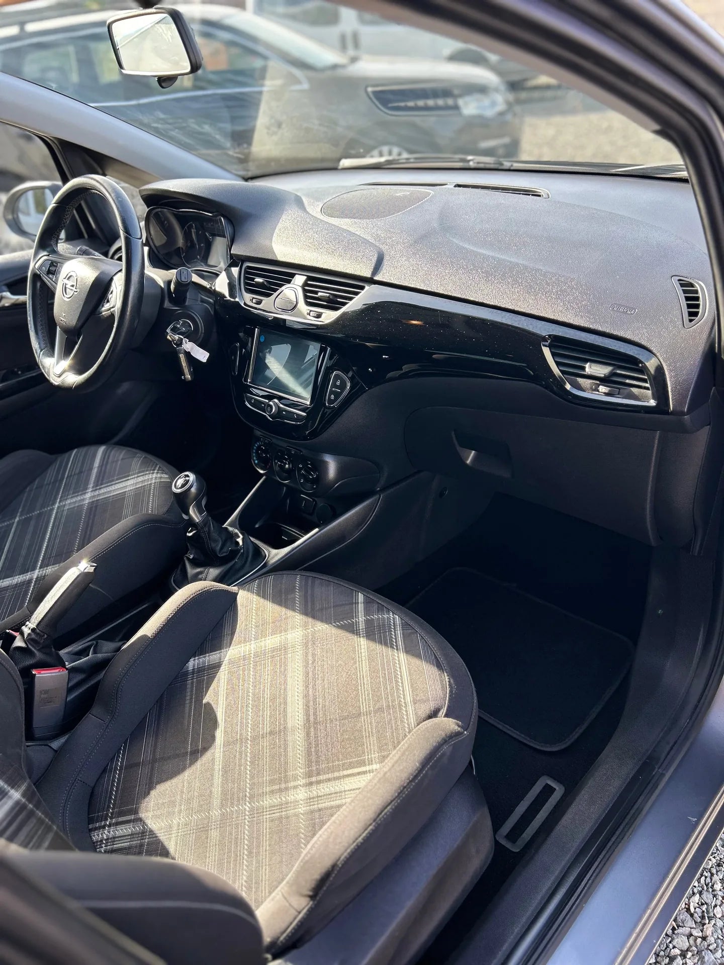 Opel Corsa 2017 – 1.3 Diesel | Manuală | Super Economică &amp; Modernă