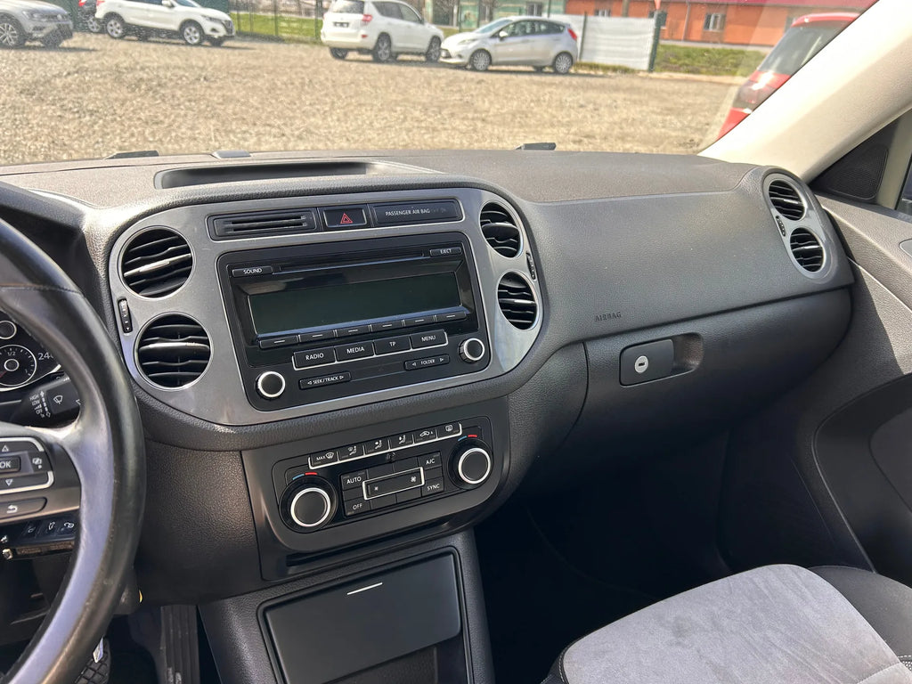 Volkswagen Tiguan 2014 | 2.0 Diesel | Manuală | RATE FIXE | Livrare GRATUITĂ | 12 Luni GARANȚIE