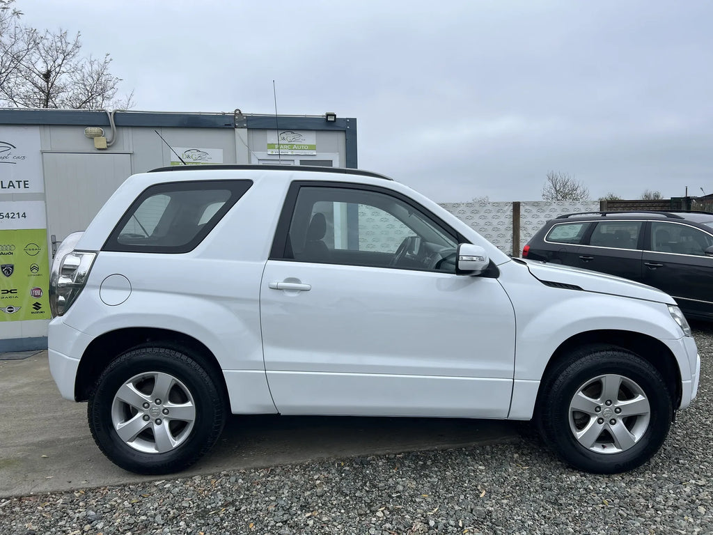 Suzuki Vitara – 2011 | 1.6 Benzină | 4x4 | Euro 5