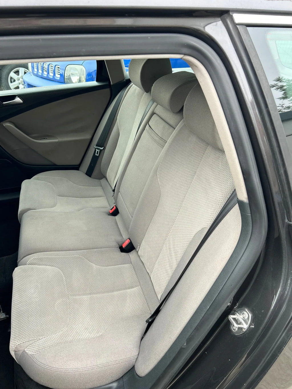 VW Passat 2009 | 2.0 Diesel | Manuală | RATE FIXE | Livrare GRATUITĂ | 12 Luni GARANȚIE