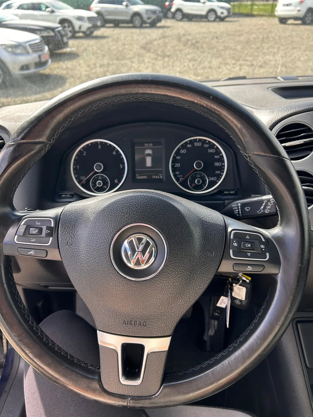 Volkswagen Tiguan 2014 | 2.0 Diesel | Manuală | RATE FIXE | Livrare GRATUITĂ | 12 Luni GARANȚIE