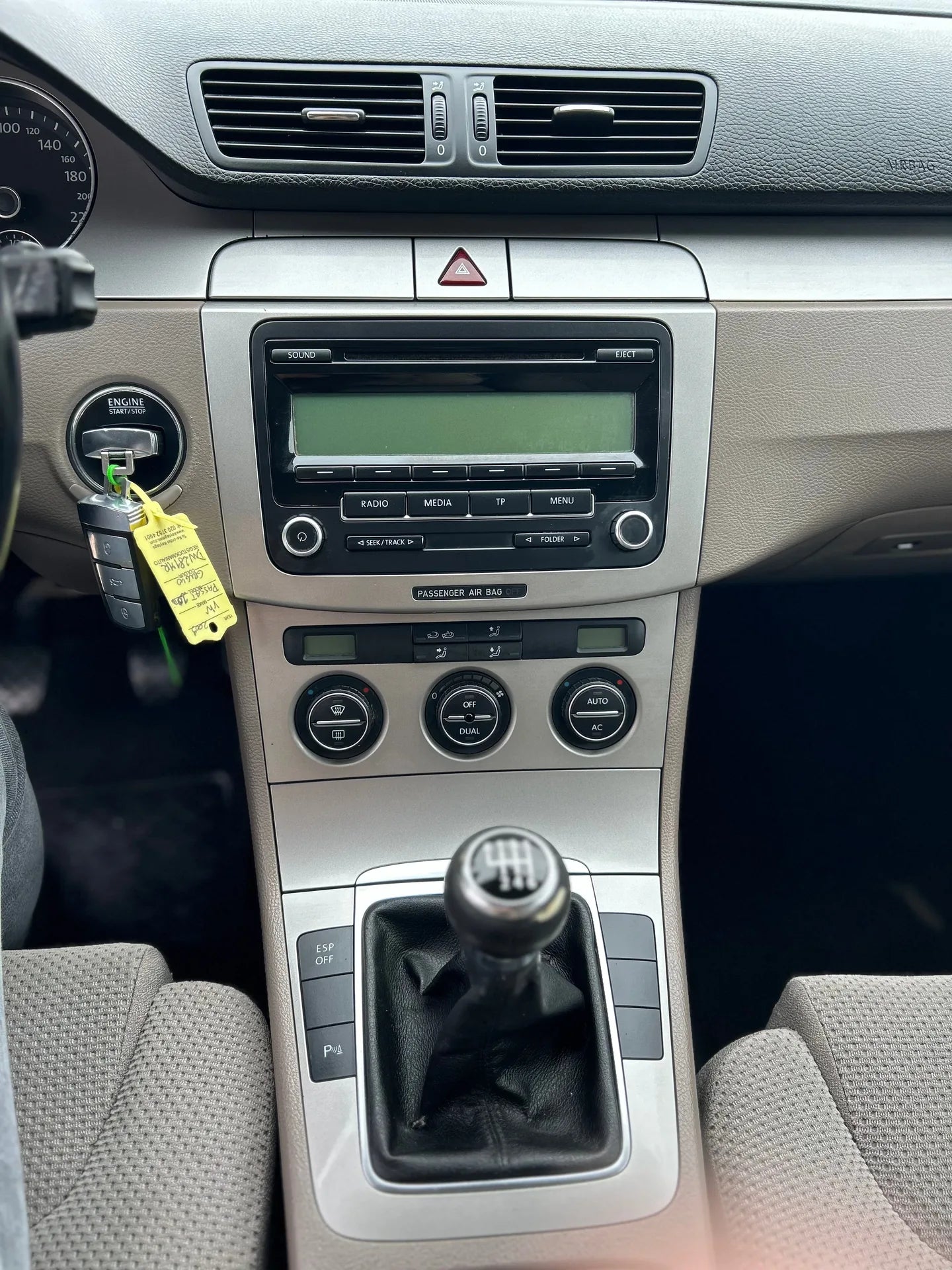 VW Passat 2009 | 2.0 Diesel | Manuală | RATE FIXE | Livrare GRATUITĂ | 12 Luni GARANȚIE