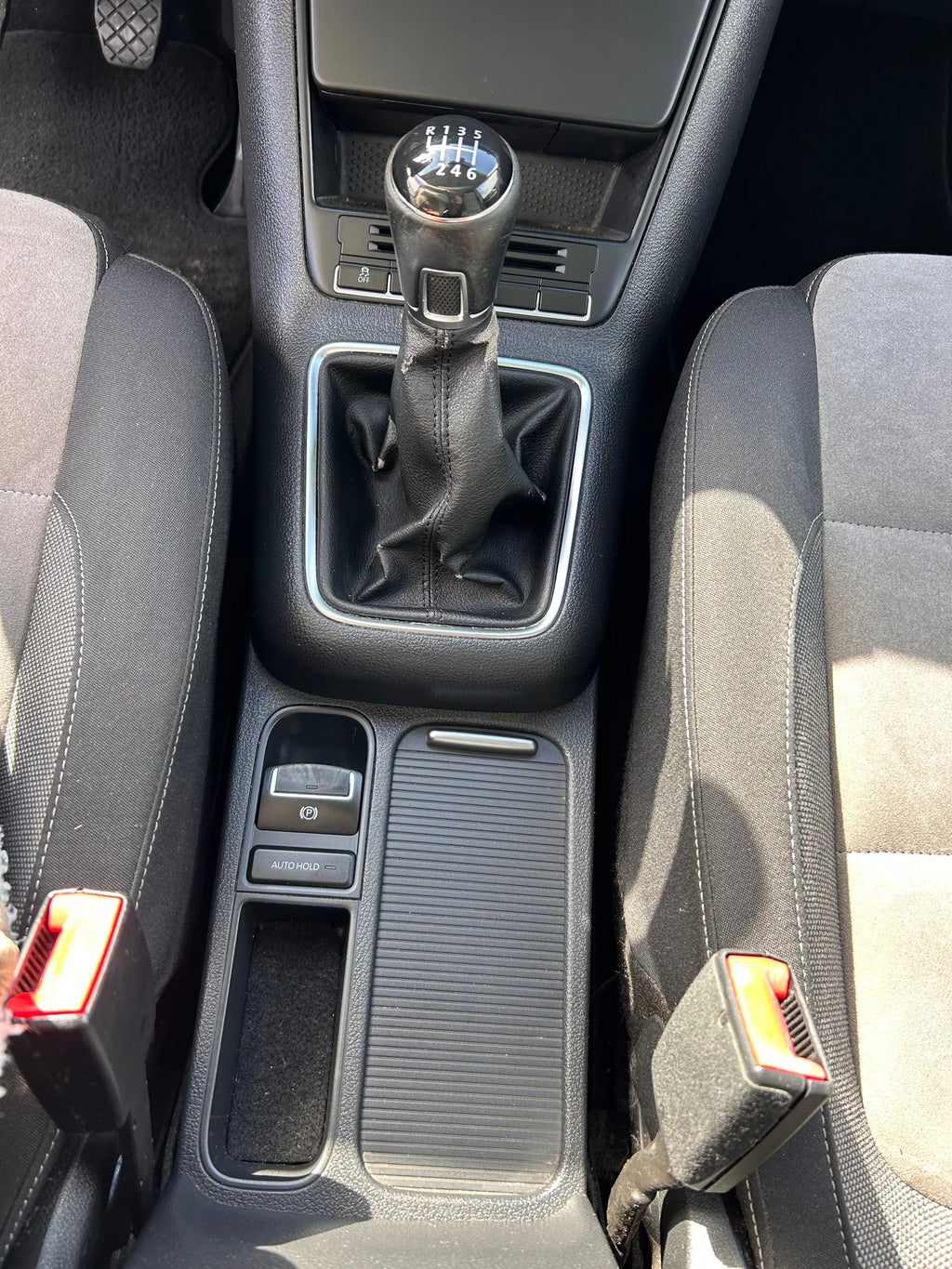 Volkswagen Tiguan 2014 | 2.0 Diesel | Manuală | RATE FIXE | Livrare GRATUITĂ | 12 Luni GARANȚIE