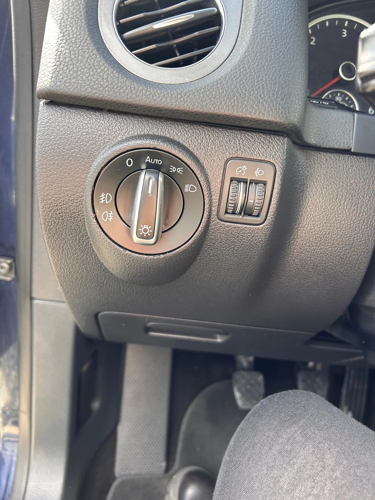 Volkswagen Tiguan 2014 | 2.0 Diesel | Manuală | RATE FIXE | Livrare GRATUITĂ | 12 Luni GARANȚIE