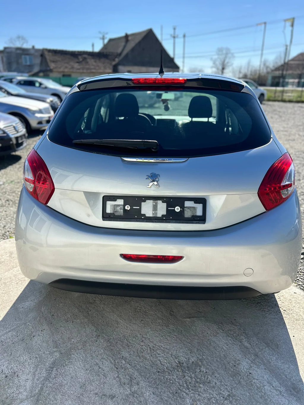 OFERTĂ SPECIALĂ! Peugeot 208 - 2015 | 1.4 Diesel | Manuală | RATE FIXE | Livrare GRATUITĂ | 12 Luni GARANȚIE