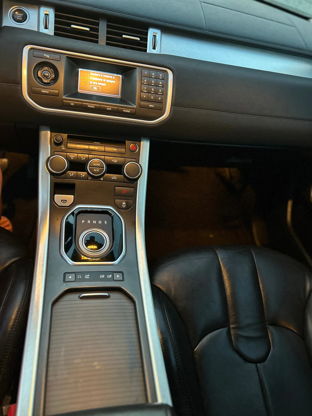 Range Rover Evoque - 2012 | 4x4 | FULL OPTION | RATE FIXE | Livrare GRATUITA | 12 Luni GARANTIE